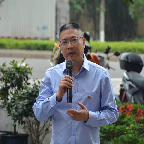 600发言照片.jpg